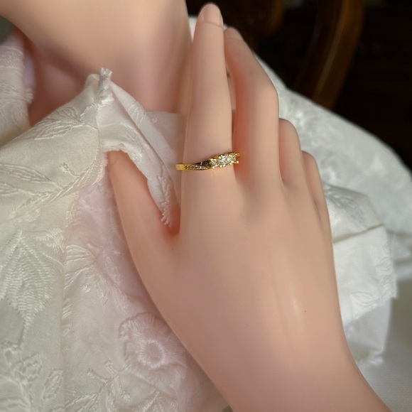 18K Gold Plated Bridal Ring with Zirconia - Picture 7 of 9